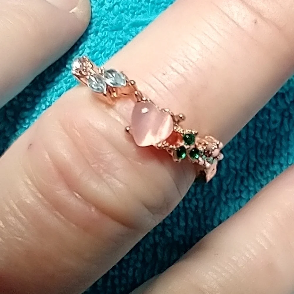 Goldtone pink cat eye heart green and clear crystal ring